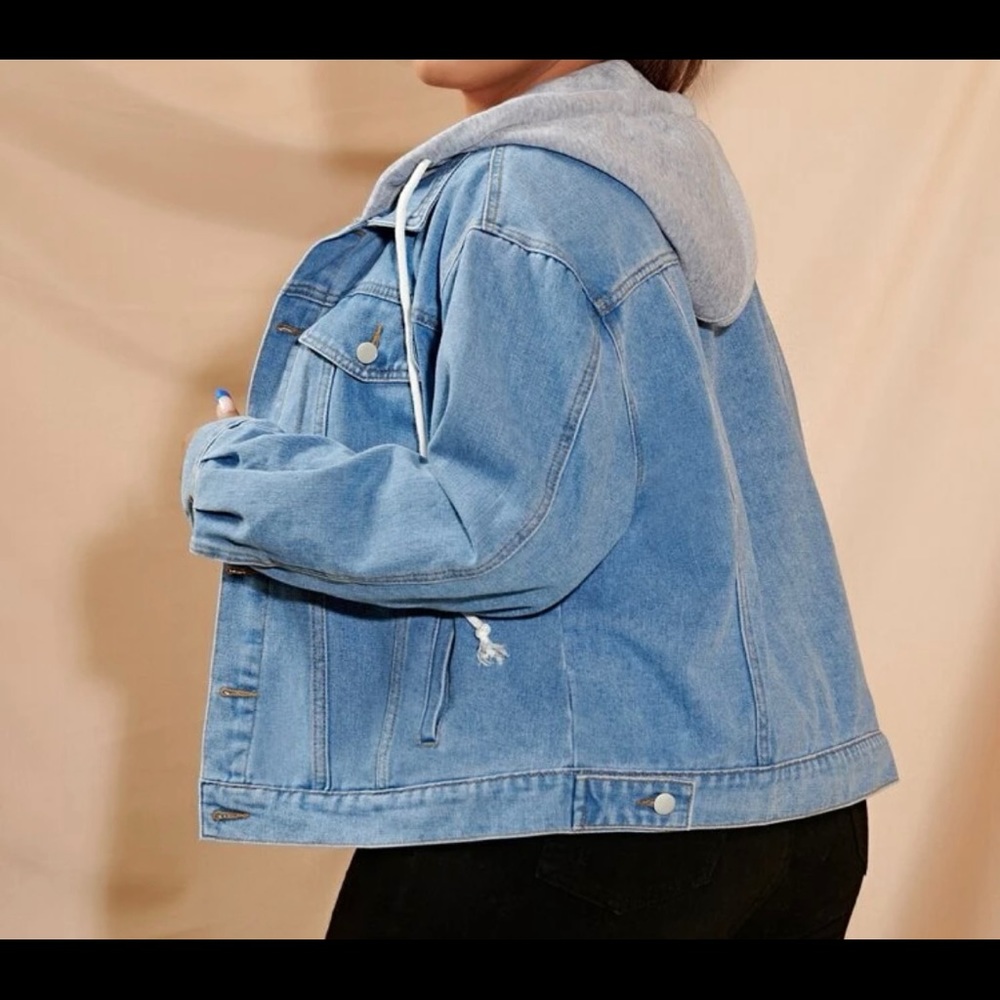 Plus Flap Detail Slant pocket drawstring hooded denim jacket